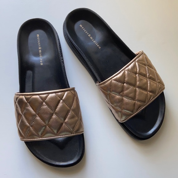 NWOT: Mercer & Madison Quilted Rose Gold Slip-On Sandal - Picture 1 of 6